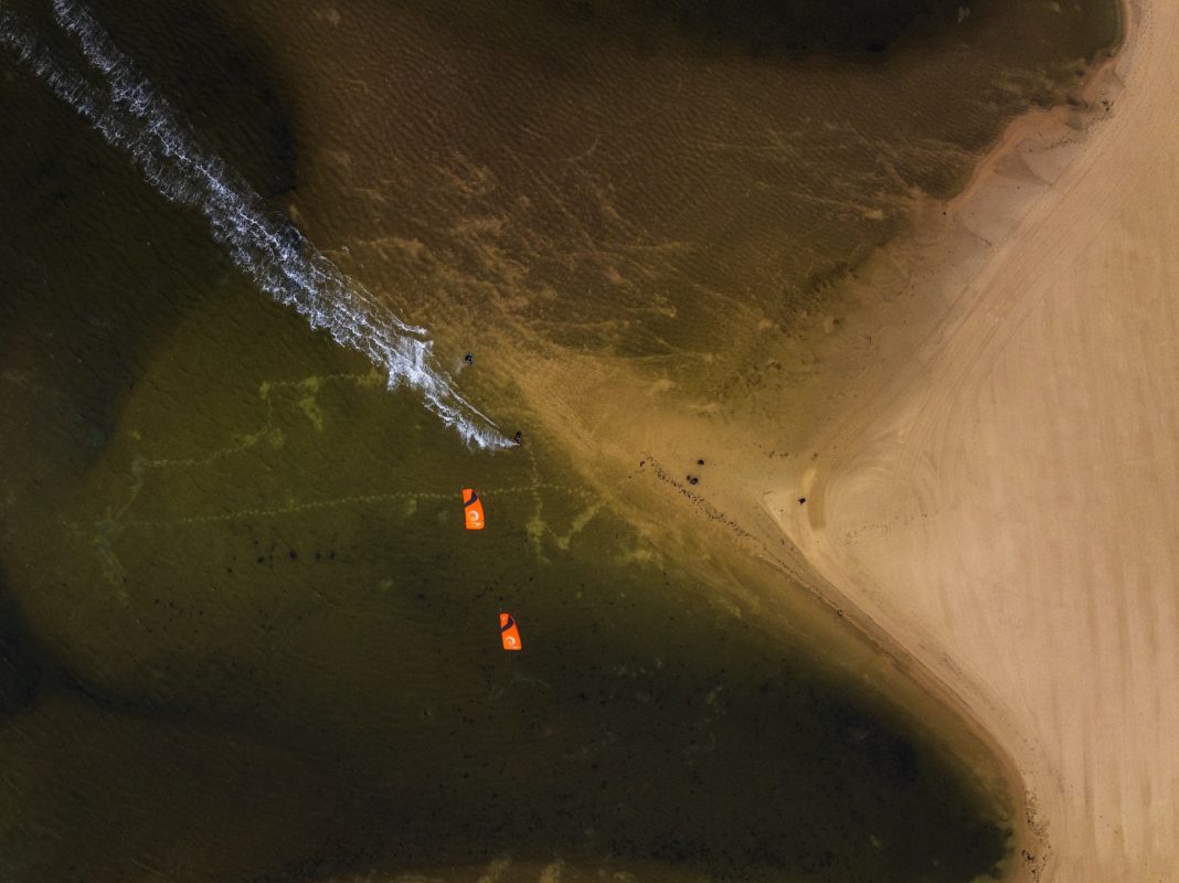 GA Kites, 2024 kiteboarding, kitesurfing, pact, jump, ride, twintip,kite